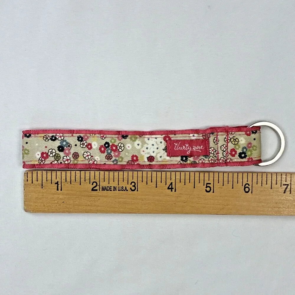 Thirty One 31 Hang It Up Key Fob Free Spirit Wristlet Keychain Pink Ditzy Floral